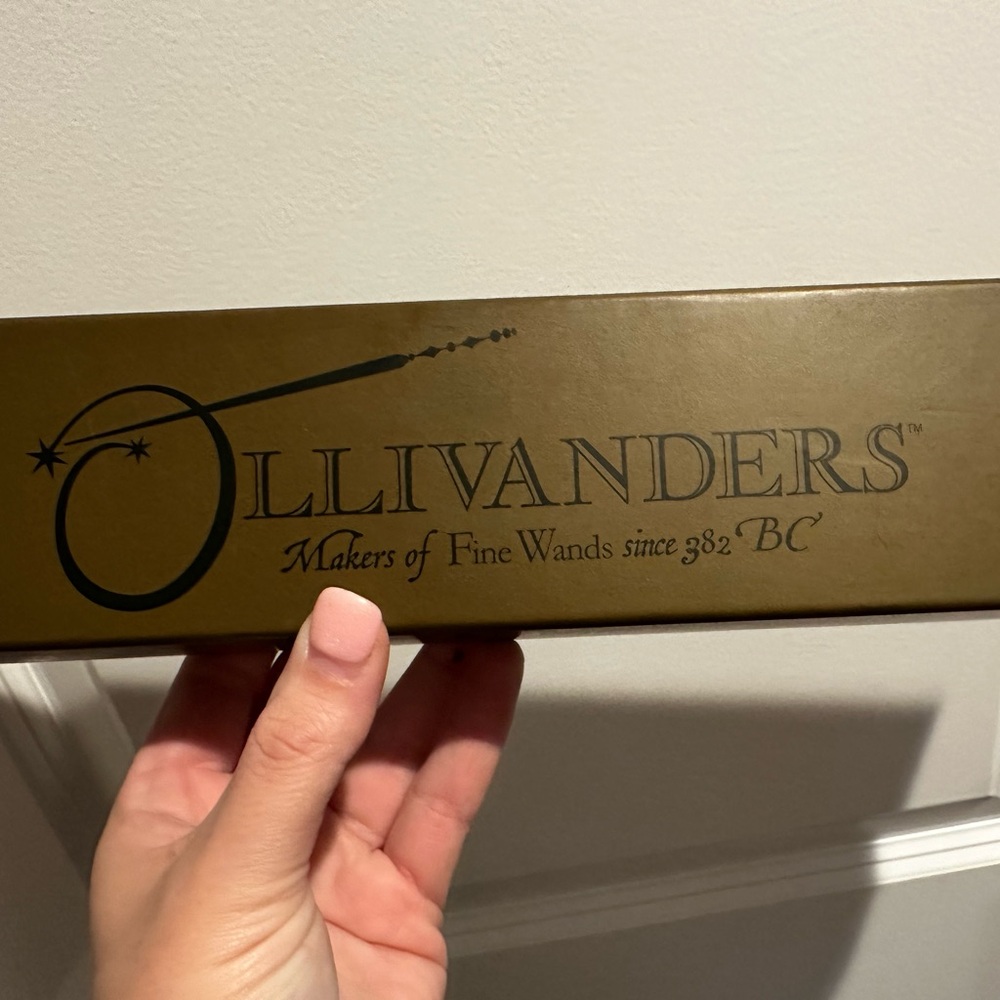 Ollivanders Wand Harry Potter NWT